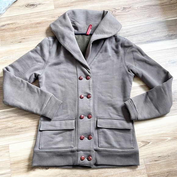 Same Underneath Sweatshirt Jacket - Picture 11 of 16